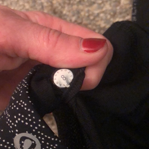 Lululemon fast and free sports bra. 8 - Picture 5 of 5